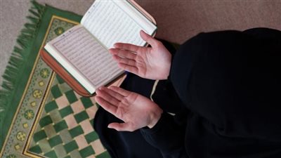 دعاء القنوت في قيام الليل في رمضان.. وماذا قال الفقهاء؟