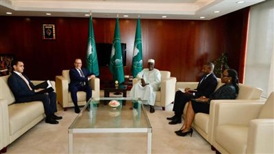 رئيس مفوضية الاتحاد الأفريقي يستقبل مندوب مصر الدائم لدى الاتحاد الأفريقي