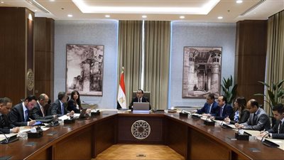 مصر.. مناقشة مقترحات تيسير إجراءات الاستثمار بالبلاد