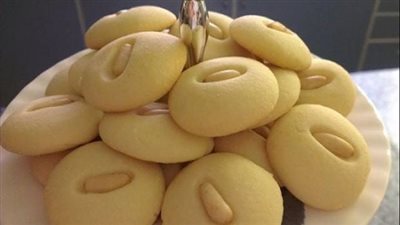 طريقة عمل الغريبة الناعمة بالكوب.. تذوب في فمك ذوبانا