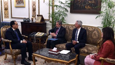 مصر.. رئيس الوزراء يلتقي سفير إيطاليا لدى القاهرة