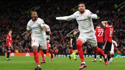 المفاجأة حدثت.. إشبيلية يسحق مانشستر يونايتد ويتأهل لنصف نهائي الدوري الأوروبي