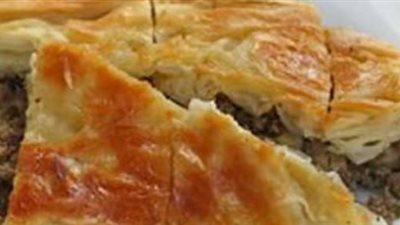 طريقة عمل الرقاق الطرى باللحمة المفرومة.. غارق في المرق والسمن