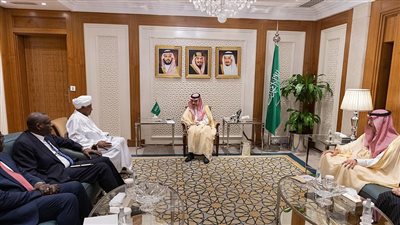 بن فرحان يستقبل المبعوث الخاص لرئيس مجلس السيادة الانتقالي السوداني