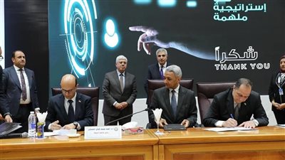 وزير التعليم العالي يشهد توقيع عدة بروتوكولات بين جامعة أسيوط والمؤسسات الإنتاجية الصناعية والزراعية
