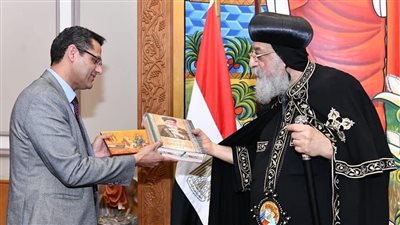 قداسة البابا يستقبل نقيب الصحفيين ووفدًا من مجلس النقابة