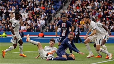 بمشاركة ميسي ومبابي.. باريس سان جيرمان يسقط أمام لوريان بثلاثية بالدوري الفرنسي