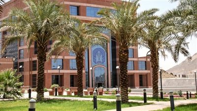 الكليات والمعاهد في جامعة طيبة.. والخطوات التي يجب اتباعها للتسجيل (رابط)