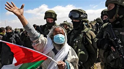 صحف فلسطين تبرز مستجدات الانتهاكات الإسرائيلية