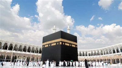 طرق وخطوات إصدار تصاريح العمرة من تطبيق اعتمرنا 1444