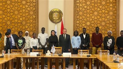 أمين عام الوكالة المصرية للشراكة من أجل التنمية يلتقي مع عدد من الطلبة من الدول الإفريقية