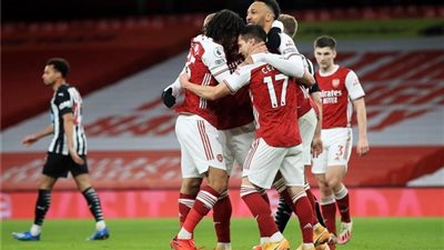 كيف تشاهد البث المباشر مباراة نيوكاسل يونايتد وآرسنال في الدوري الإنجليزي 2022_2023؟