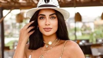 بعدما شاركت صورة لشاحن هاتفها المحمول وبه علامات حريق.. جوري بكر: قل أعوذ برب الفلق