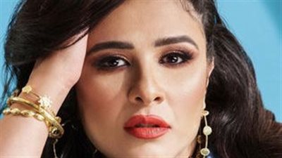 بعد ضرب نار.. الفنانة ياسمين عبد العزيز في إطلالة جديدة تتصدر التريند