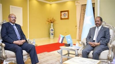 الرئيس الصومالي يلتقي مبعوث رئيس مجلس السيادة السوداني