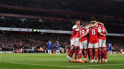 ترتيب الدوري الإنجليزي بعد هدايا ليفربول.. اشتعال الصراع الأوروبي