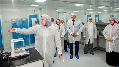 بدء عمل أول مصنع مصري لإنتاج مستحضرات وأدوية الأورام 