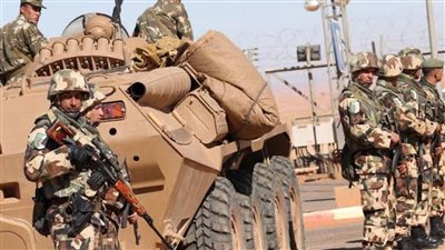 الجزائر.. الجيش يشتبك مع مجموعة متطرفة ويقبض على عناصرها