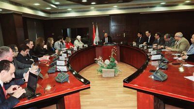 مصر.. الوزير يستقبل وفدًا من EIB لبحث مد المترو 