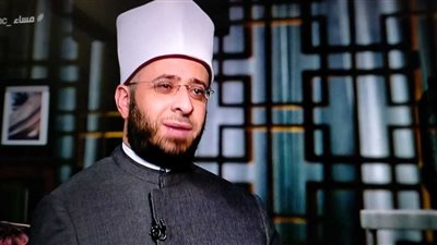 أول رد رسمي من الشيخ أسامة الازهري يكشف تفاصيل حمله على الأعناق في إندونيسيا