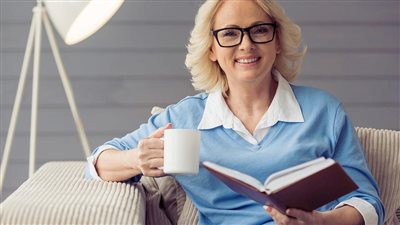 مشروبات لتنظيم الهرمونات الأنثوية.. تعرفي على نسبة هرمون الذكورة الطبيعي في جسمك