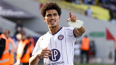 على غرار مصطفى محمد.. تولوز يستبعد عدد من لاعبيه بسبب 