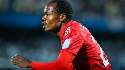 رحيل أم بقاء.. موقف بيرسي تاو من الرحيل عن الأهلي المصري خلال فترة الانتقالات الصيفية المقبلة