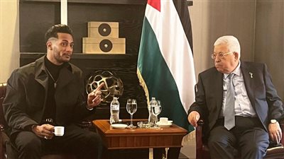  محمد رمضان يختتم جولته الفنية بلقاء الرئيس الفلسطيني محمود عباس