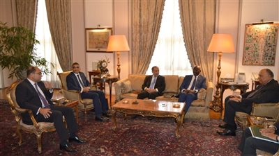 سامح شكري يستقبل وزير الشؤون الخارجية والتعاون والموريتانيين في الخارج