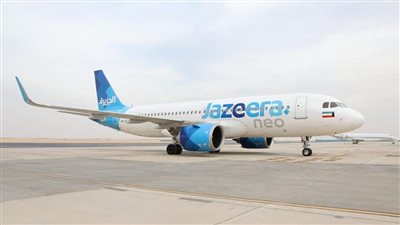 جولة مفاجئة لوزير الطيران المدني بمطار سفنكس الدولي 