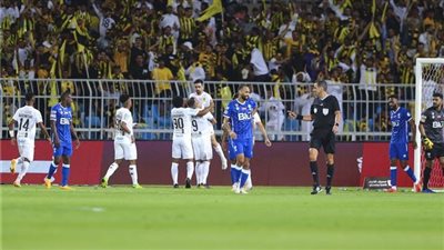 إثارة بالغة وهدف قاتل.. الهلال يُعطل مسيرة الاتحاد نحو التتويج بالدوري السعودي