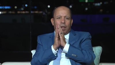 منهم كهربا ومؤمن وتريزيجيه والنني.. بدر رجب صانع النجوم ومُطلق الألقاب