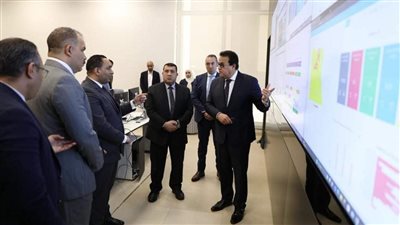 وزير الصحة يتفقد ديوان عام الوزارة في العاصمة الإدارية الجديدة