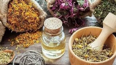 علاج التهاب اللثة وانتفاخها في المنزل.. الماء والملح طريقة مجربة 