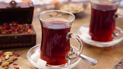 بالتزامن مع الاحتفال باليوم العالمي للشاي International Tea Day.. فوائد وأضرار حول المشروب الأشهر بالعالم
