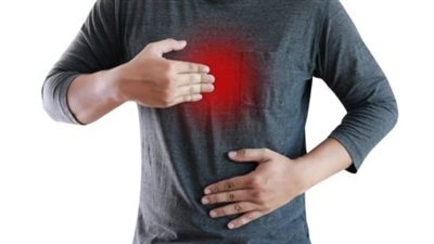 ارتجاع المريء ما علاقته بالسعال؟.. العصارة المعدية سبب اساسي