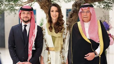 بعدما تصدرت التريند.. ما هو الإشعار الرسمي لعقد قران ولي العهد الأمير الحسين بن عبدالله ورجوة سيف؟
