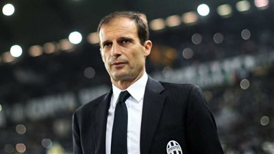 إقالة يايسله على المحك وأليجري قد يخلفه في تدريب الأهلي السعودي