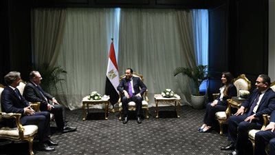مصر.. رئيس الوزراء يلتقى الأمين العام المساعد ومدير المكتب الإقليمي للدول العربية ببرنامج الأمم المتحدة الإنمائي