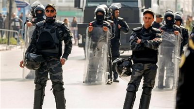 تونس.. الأمن يقبض على عنصر متطرف بصدد التحضير لتنفيذ عمليات إجرامية