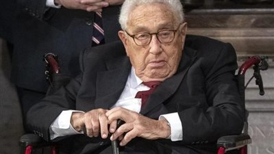 هنري كيسنجر يحتفل بعيد ميلاده الـ100 