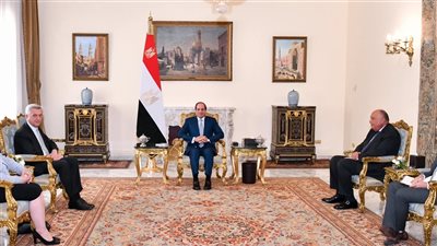 الرئيس السيسي يستقبل المفوض السامي للأمم المتحدة لشئون اللاجئين