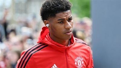  المدير الفني لفريق مانشستر يونايتد يحسم الجدل حول رغبة ناديه لتجديد عقد ماركوس راشفورد