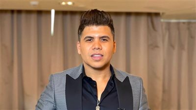 عمر كمال يتبرع لنادي السويس ب١٠٠ ألف جنيه وحفل لحل أزمته المالية