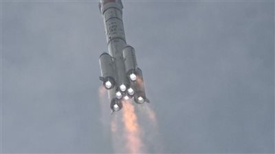  الصين تطلق المهمة المأهولة 