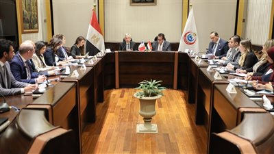 مصر.. وزير الصحة يناقش إطلاق مشروع تبادل الخبرات الفرنسية بمنظومة التأمين الصحي الشامل