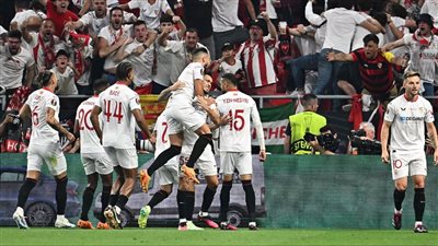 إشبيلية الإسباني يتوج بالدوري الأوروبي للمرة السابعة على حساب روما