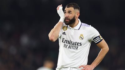 رسميًا.. ريال مدريد يُعلن رحيل كريم بنزيما بعد 14 عاما