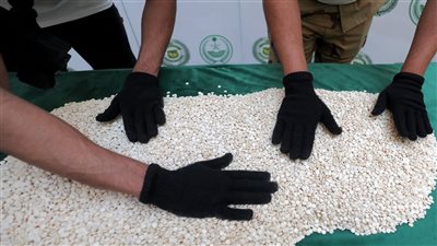 السعودية.. مكافحة المخدرات تقبض على شخص بمنطقة تبوك لترويجه مواد مخدرة