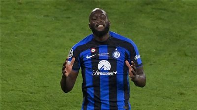 بقاء أم رحيل.. مصير 